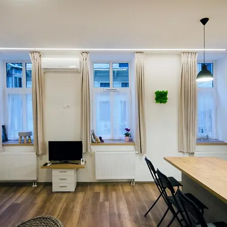 Apartment Pacman